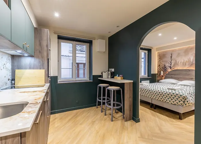 Chic & Spacieux Hyper-centre A *